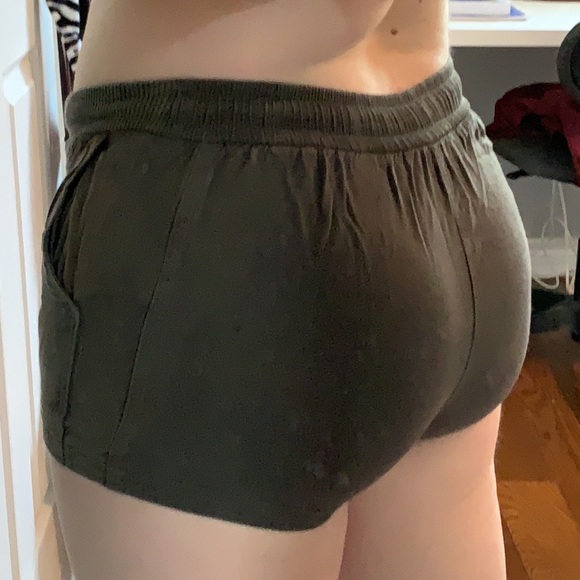 green flowy shorts! - Picture 2 of 2